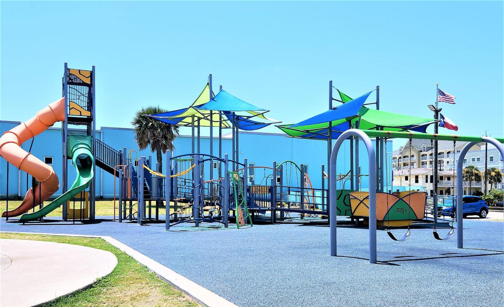 Casaazul-2605B-Pleasure Pier & Beach A Block Away- 3Bed 2Bath 7 Beds- 7 Minutes To Cruise Terminal Galveston Exterior foto